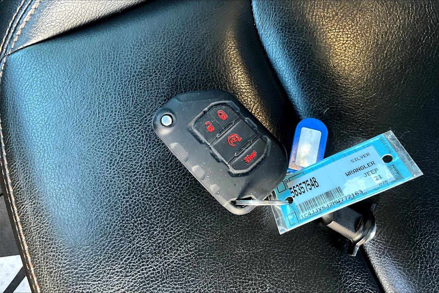 Used 2021 Jeep Wrangler Unlimited Rubicon w/ Trailer Tow Package image 34