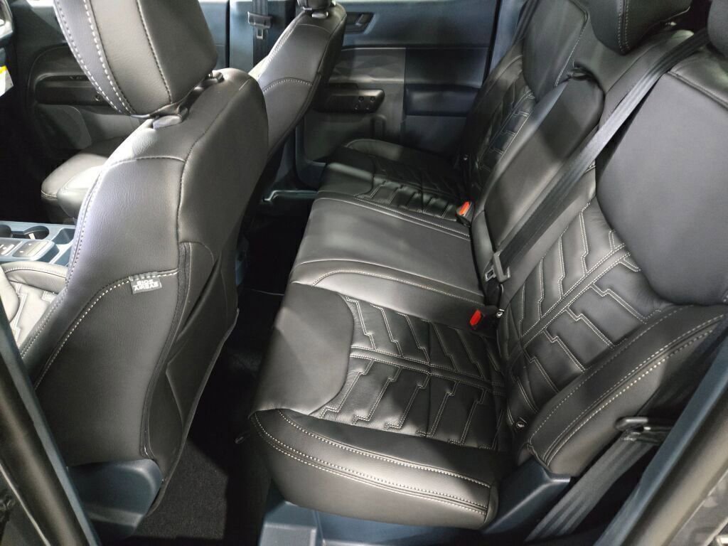 New 2025 Ford Maverick XLT w/ XLT Luxury Package image 15