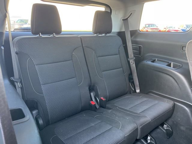 Used 2023 GMC Acadia SLE w/ Driver Convenience Package image 27