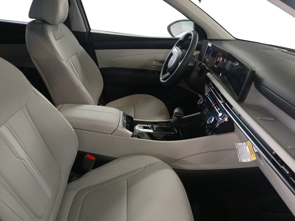 New 2026 Hyundai Tucson SEL FWD image 15