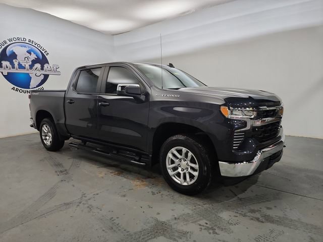 Used 2023 Chevrolet Silverado 1500 LT image 12