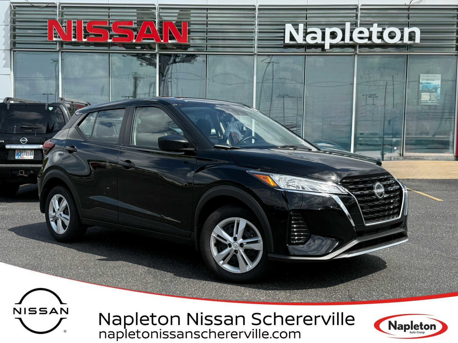 Used 2025 Nissan Kicks Play S FWD image 1