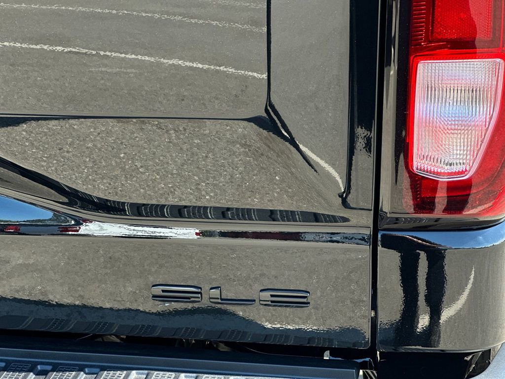New 2026 GMC Sierra 1500 SLE w/ Preferred Package image 25