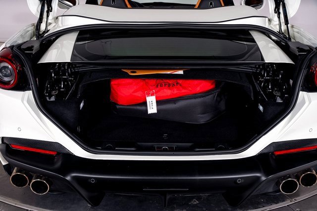 Used 2022 Ferrari Portofino M image 9