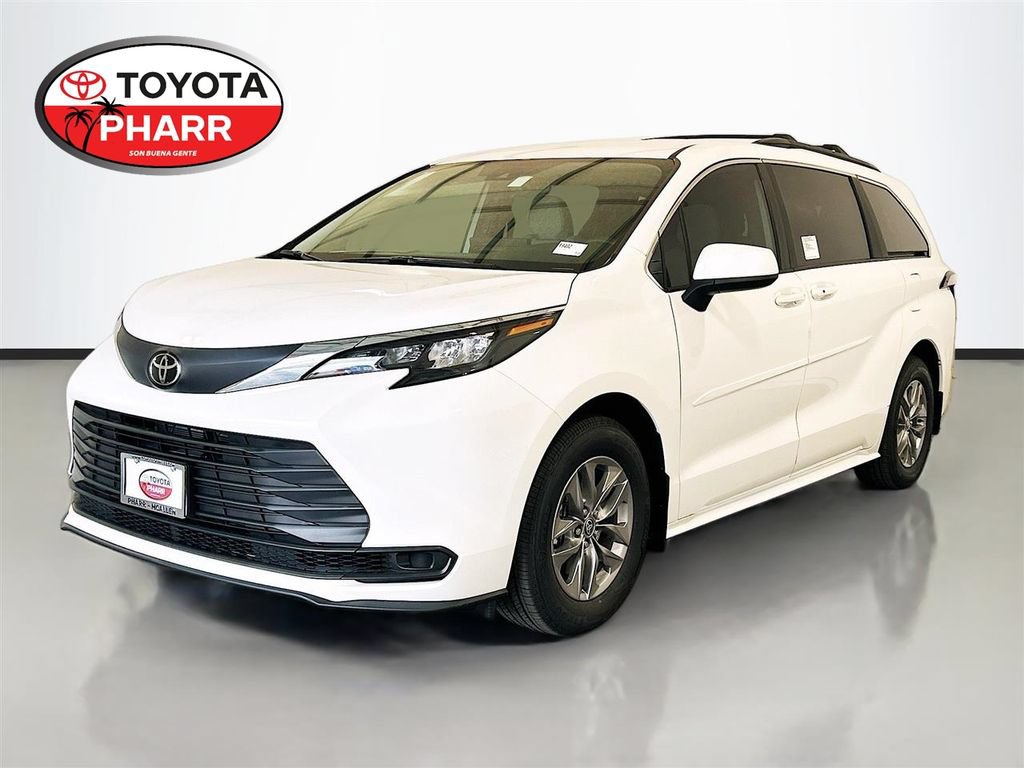 New 2026 Toyota Sienna LE