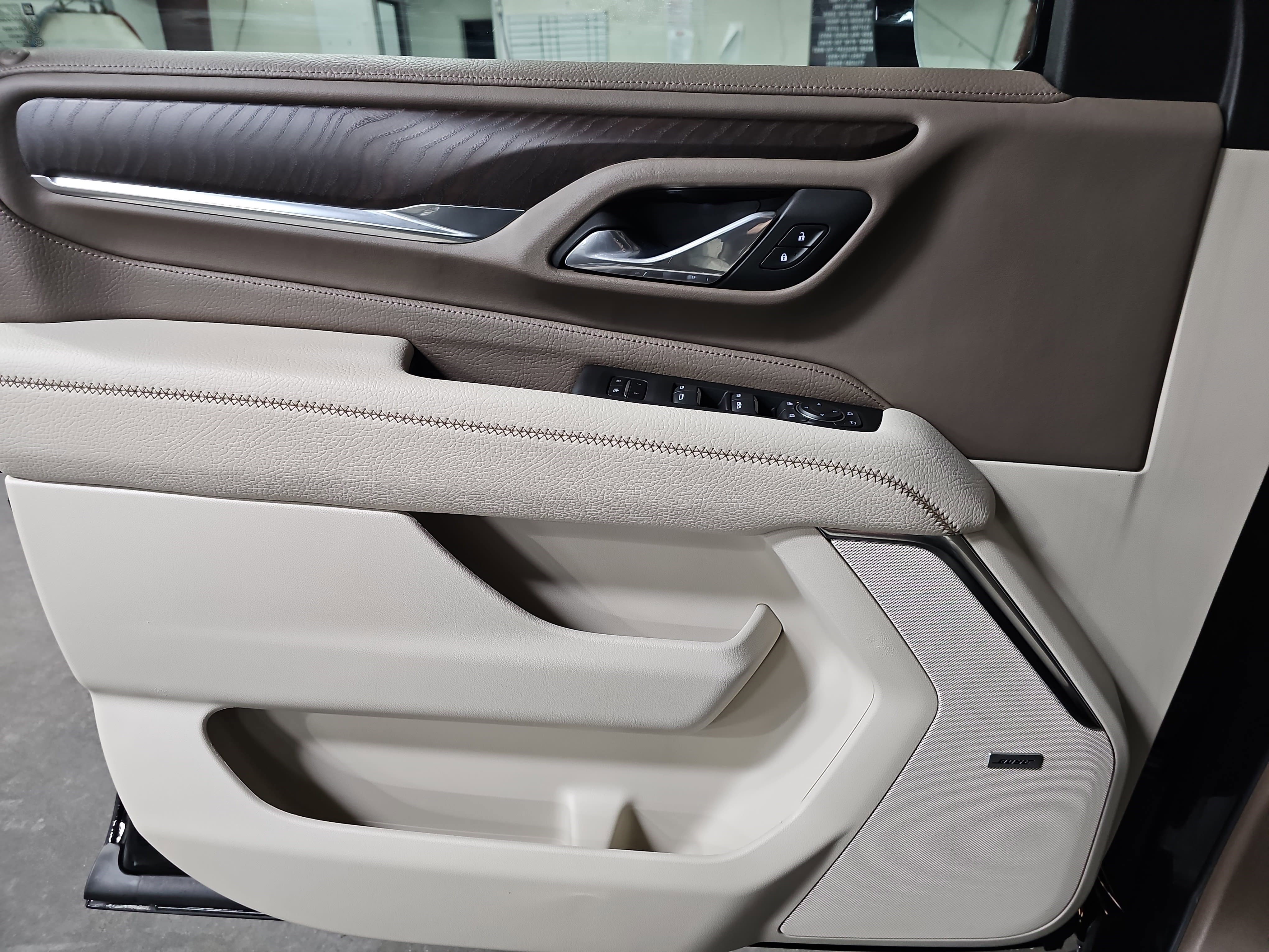 Used 2024 GMC Yukon Denali w/ Advanced Technology Package image 28