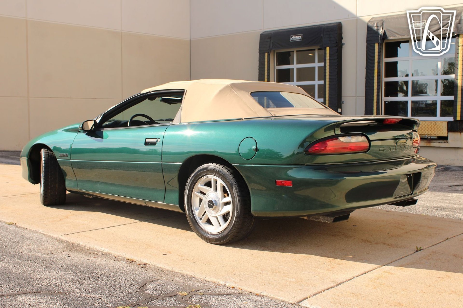 Used 1995 Chevrolet Camaro Z28 RWD image 8