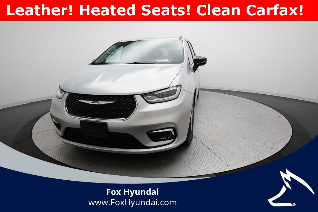 Used 2024 Chrysler Pacifica Touring-L image 33