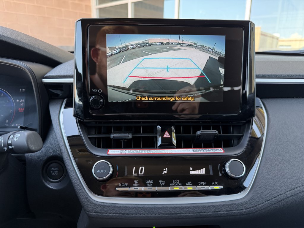 Used 2026 Toyota Corolla Cross LE FWD image 21
