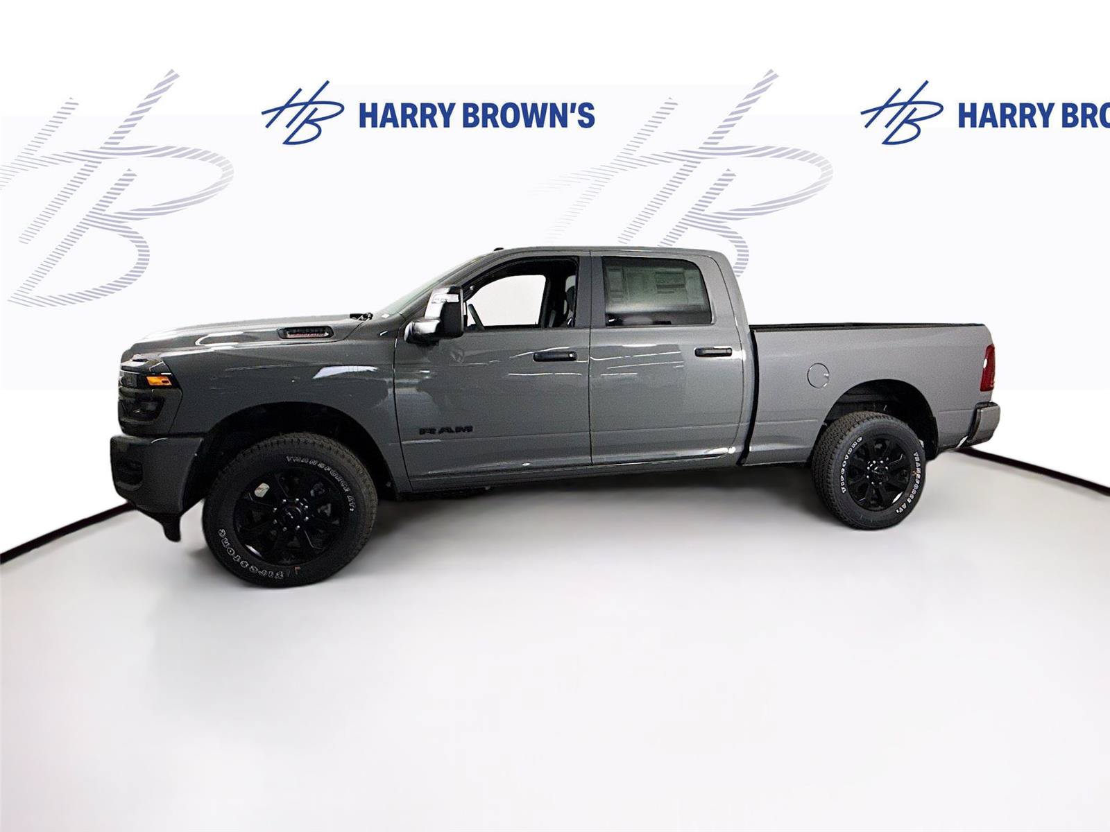 New 2026 RAM 3500 Big Horn AWD/4WD image 27