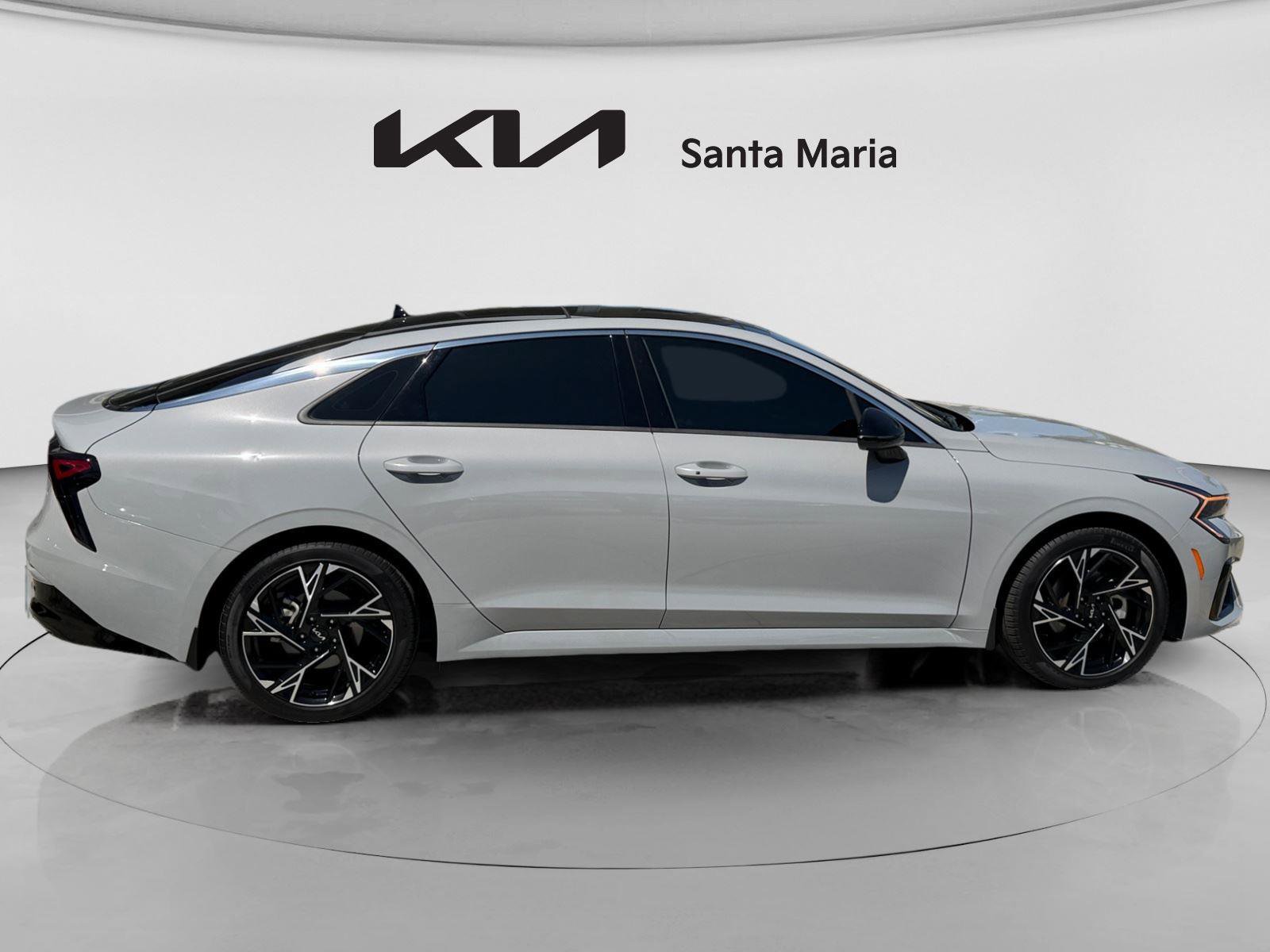Used 2025 Kia K5 GT-Line w/ GT-Line Premium Package image 9