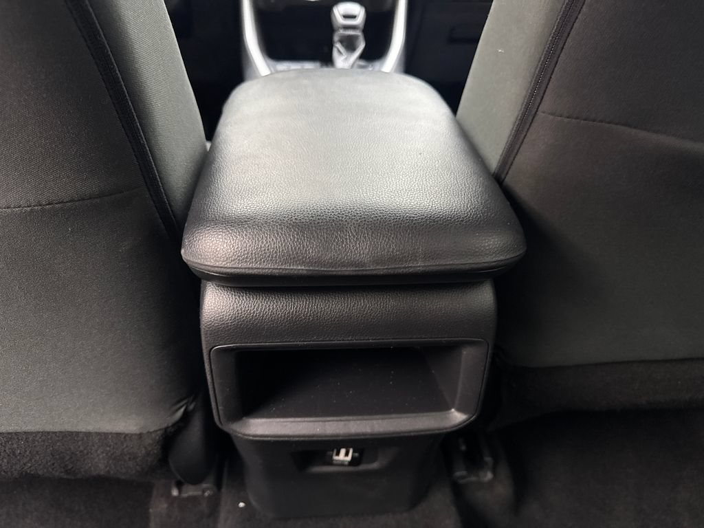 Used 2021 Toyota RAV4 LE FWD image 70