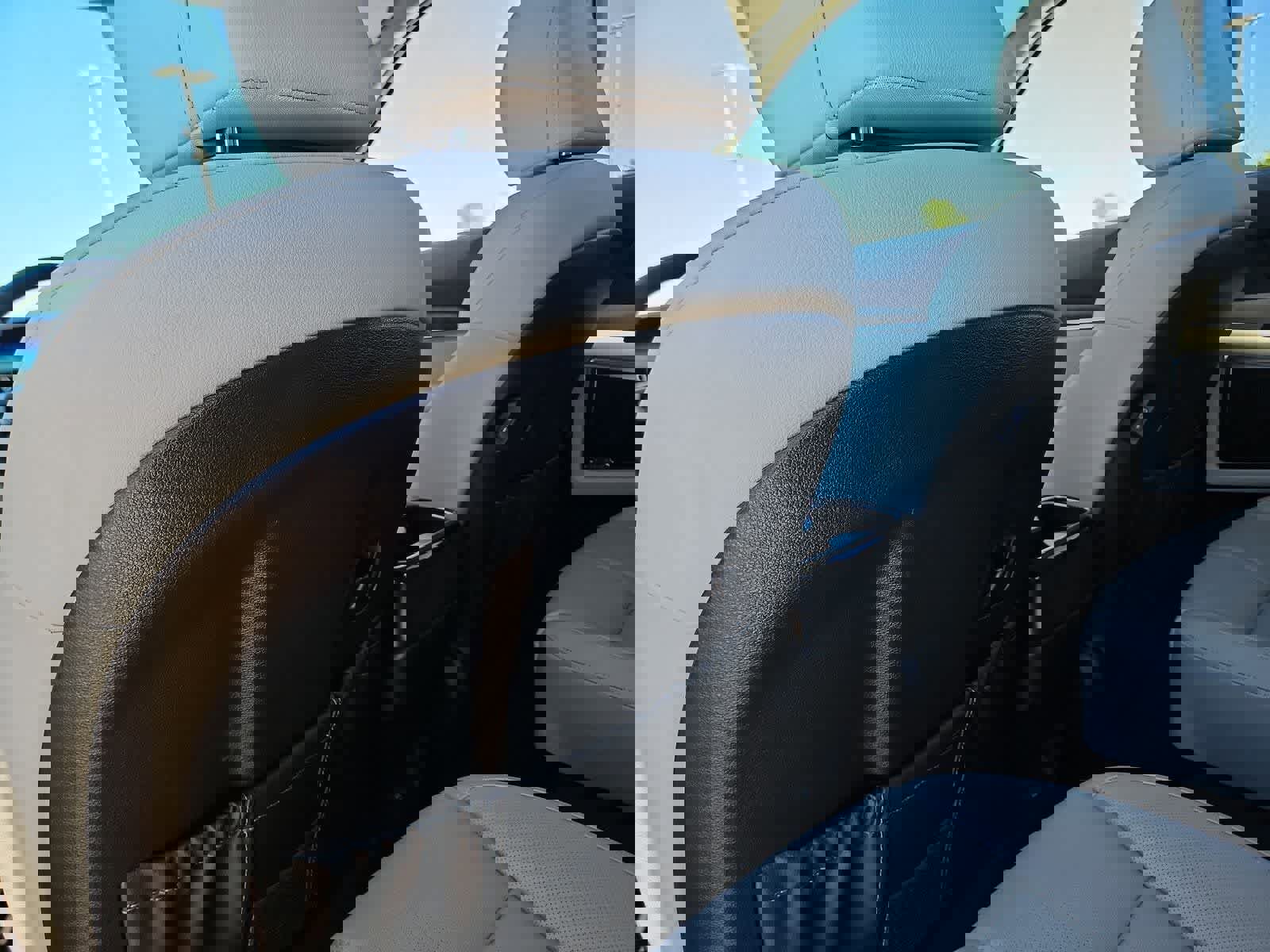 Certified 2025 Kia Telluride SX image 17