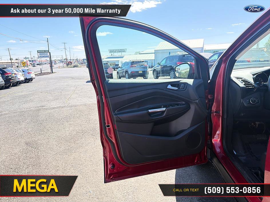 Used 2018 Ford Escape SEL AWD/4WD image 32