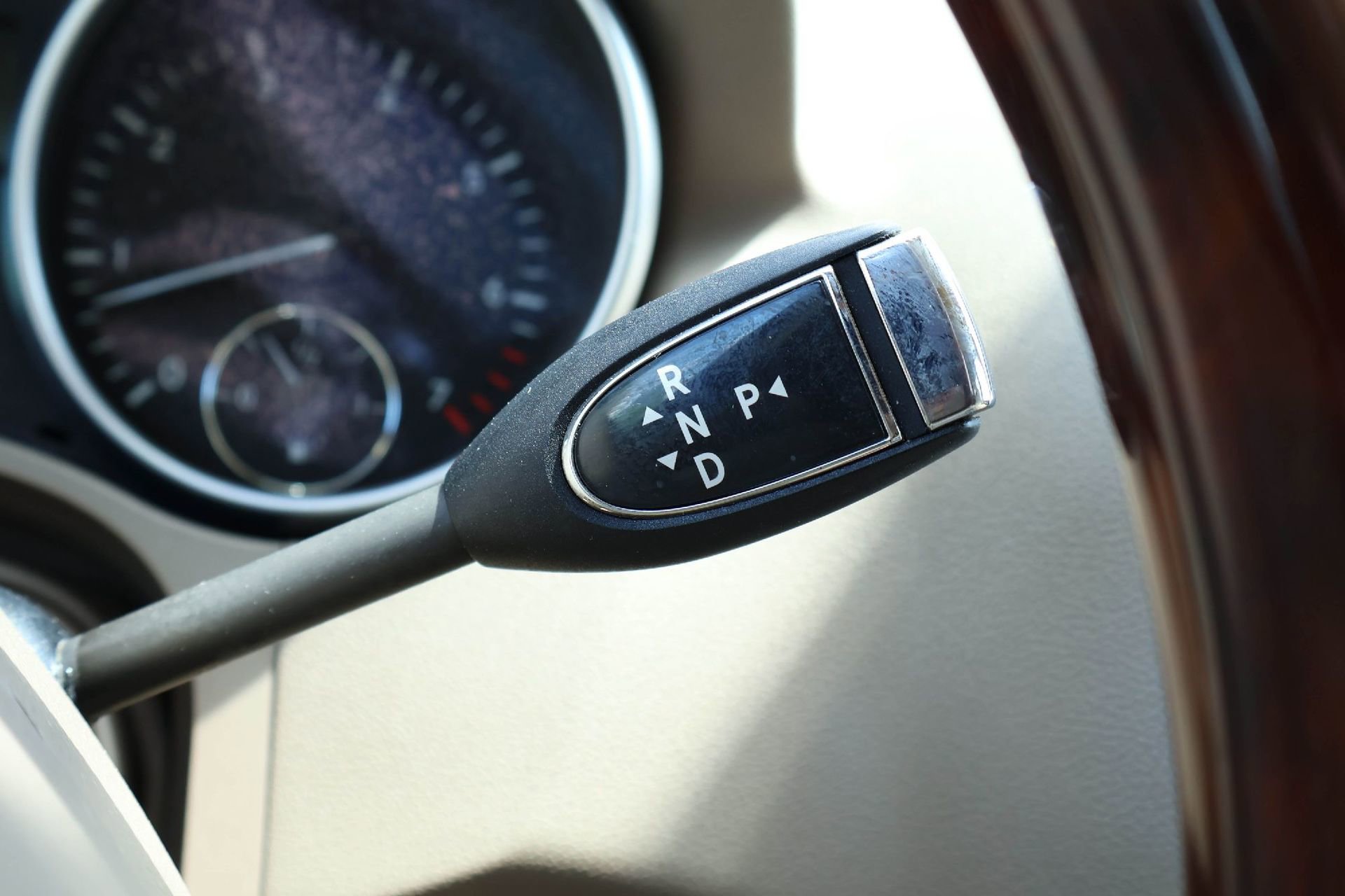 Used 2008 Mercedes-Benz ML 550 4MATIC image 17