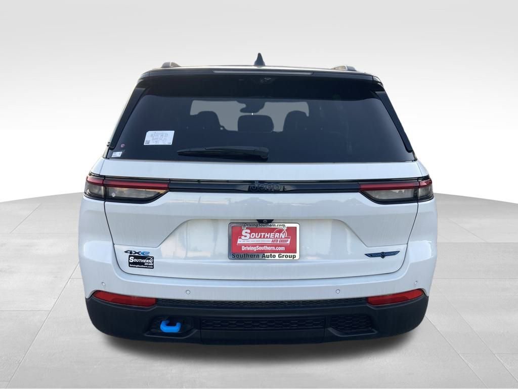New 2024 Jeep Grand Cherokee Trailhawk w/ Advanced Protech Group II image 4