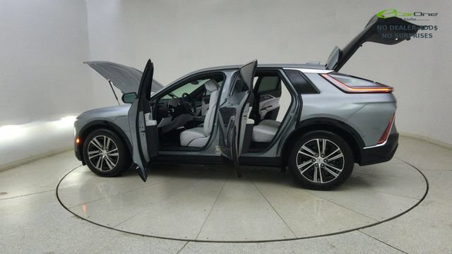 Used 2024 Cadillac Lyriq Luxury AWD/4WD image 75