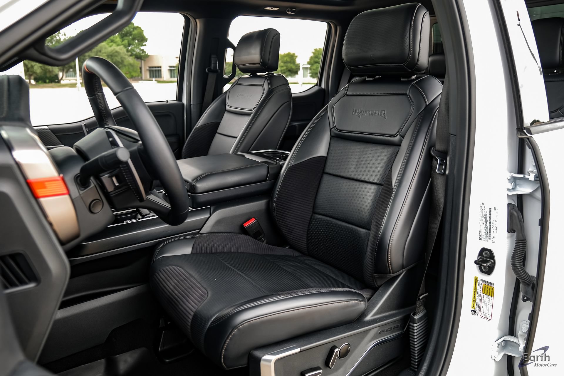 Used 2023 Ford F150 Raptor w/ Raptor 37 Performance Package AWD/4WD image 38