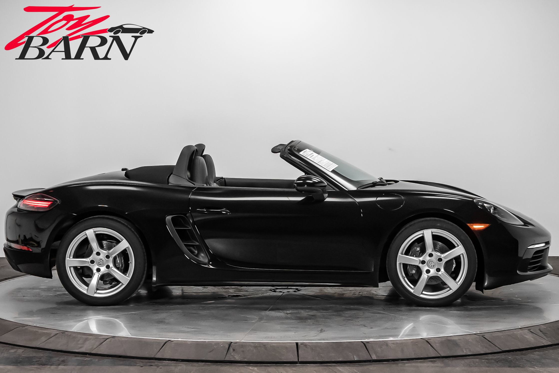 Used 2019 Porsche 718 Boxster image 6