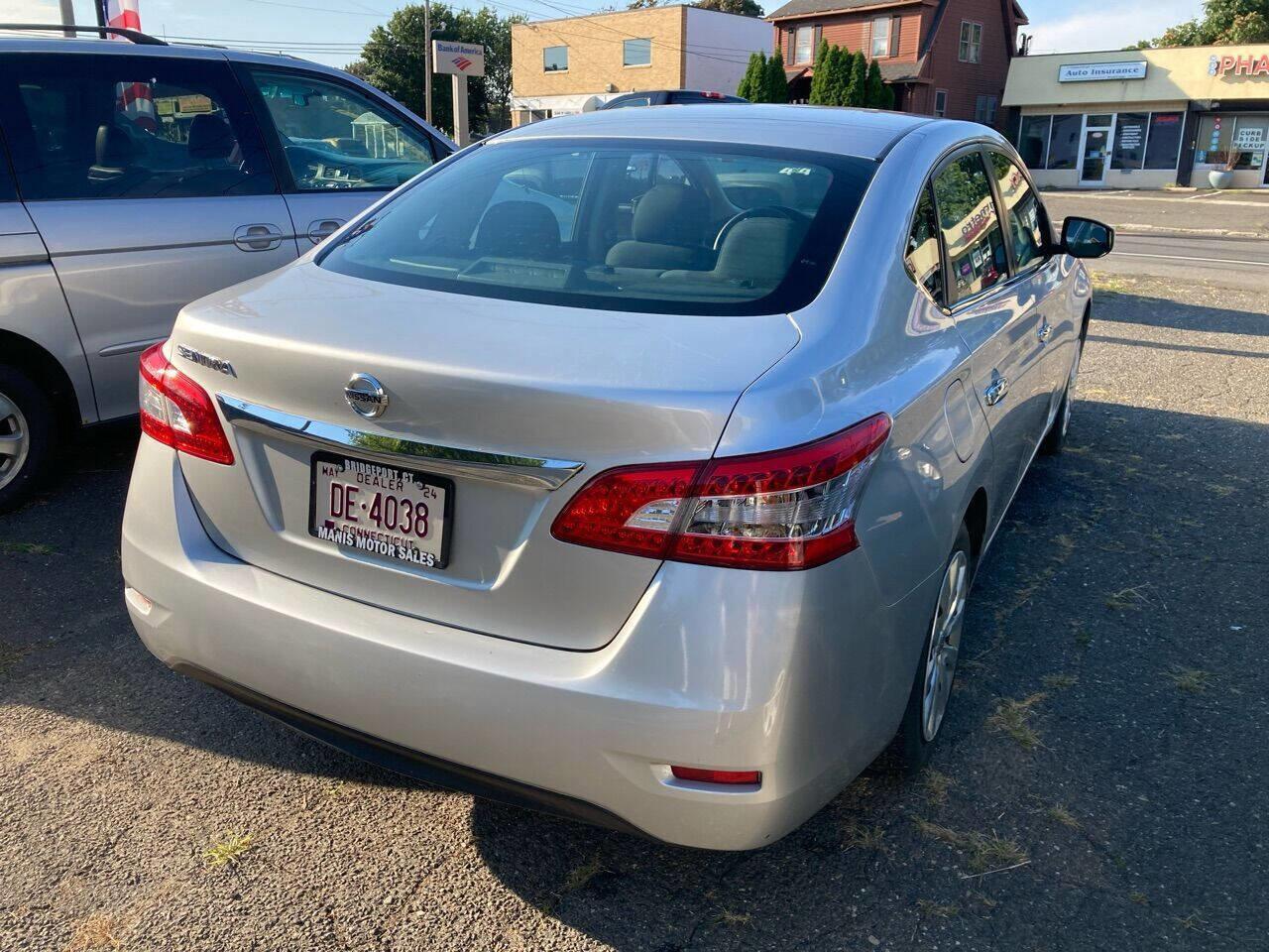 Used 2015 Nissan Sentra S image 3