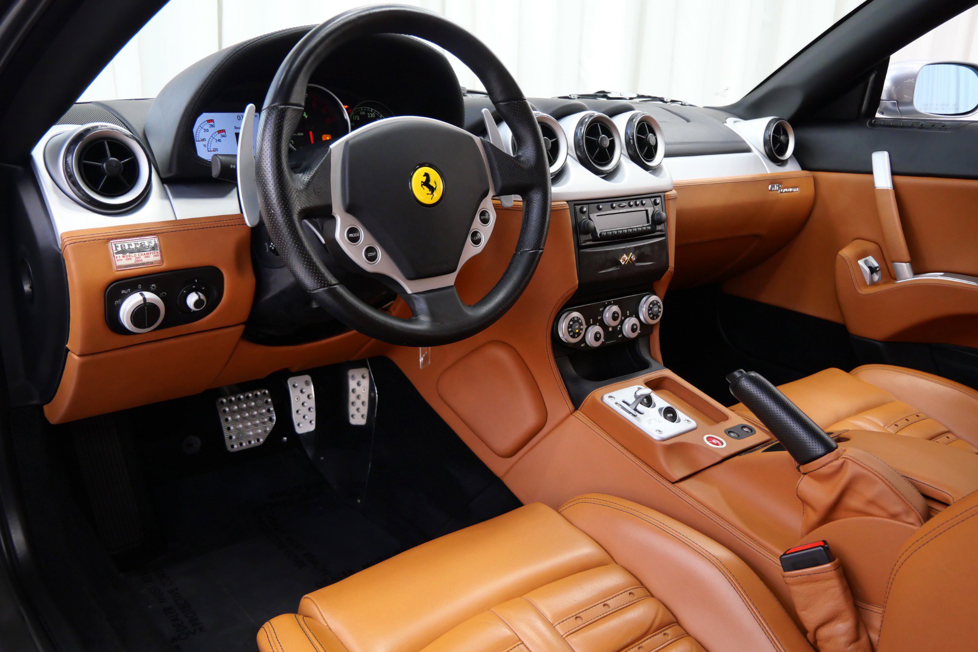 Used 2005 Ferrari 612 Scaglietti image 12