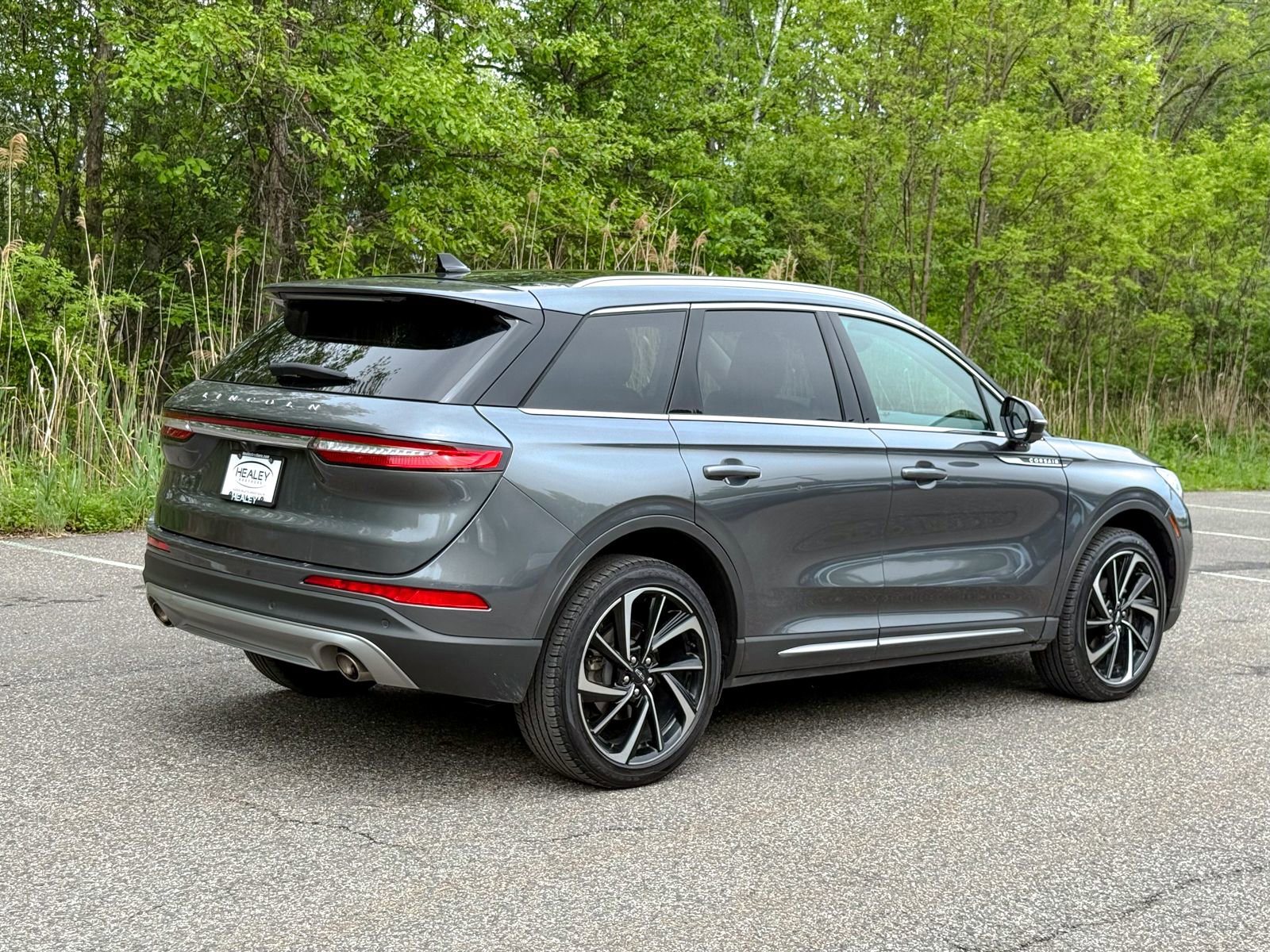 Used 2023 Lincoln Corsair Reserve w/ Equipment Group 201A AWD/4WD image 6