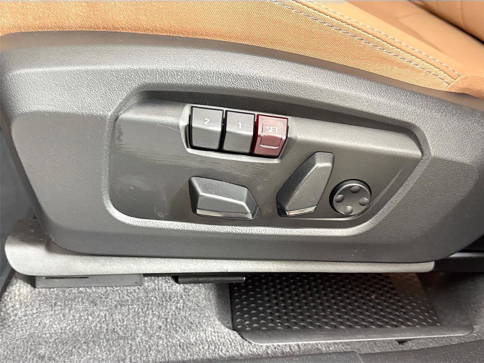 Used 2025 MINI Cooper Countryman S w/ Comfort Package Max image 32