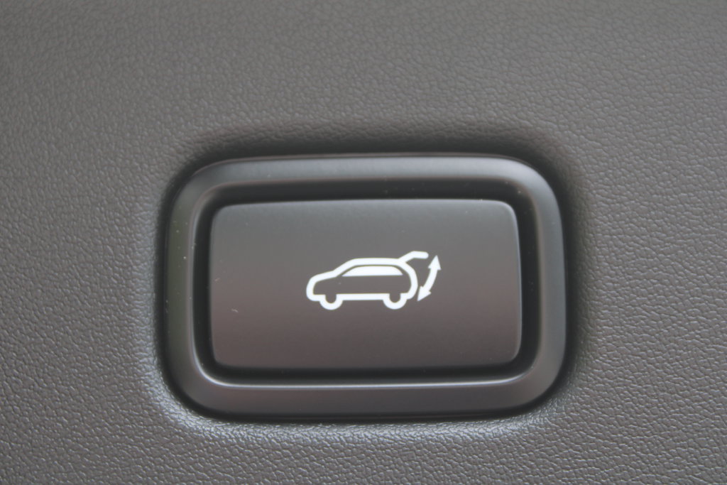 New 2026 Kia EV6 Wind RWD image 11