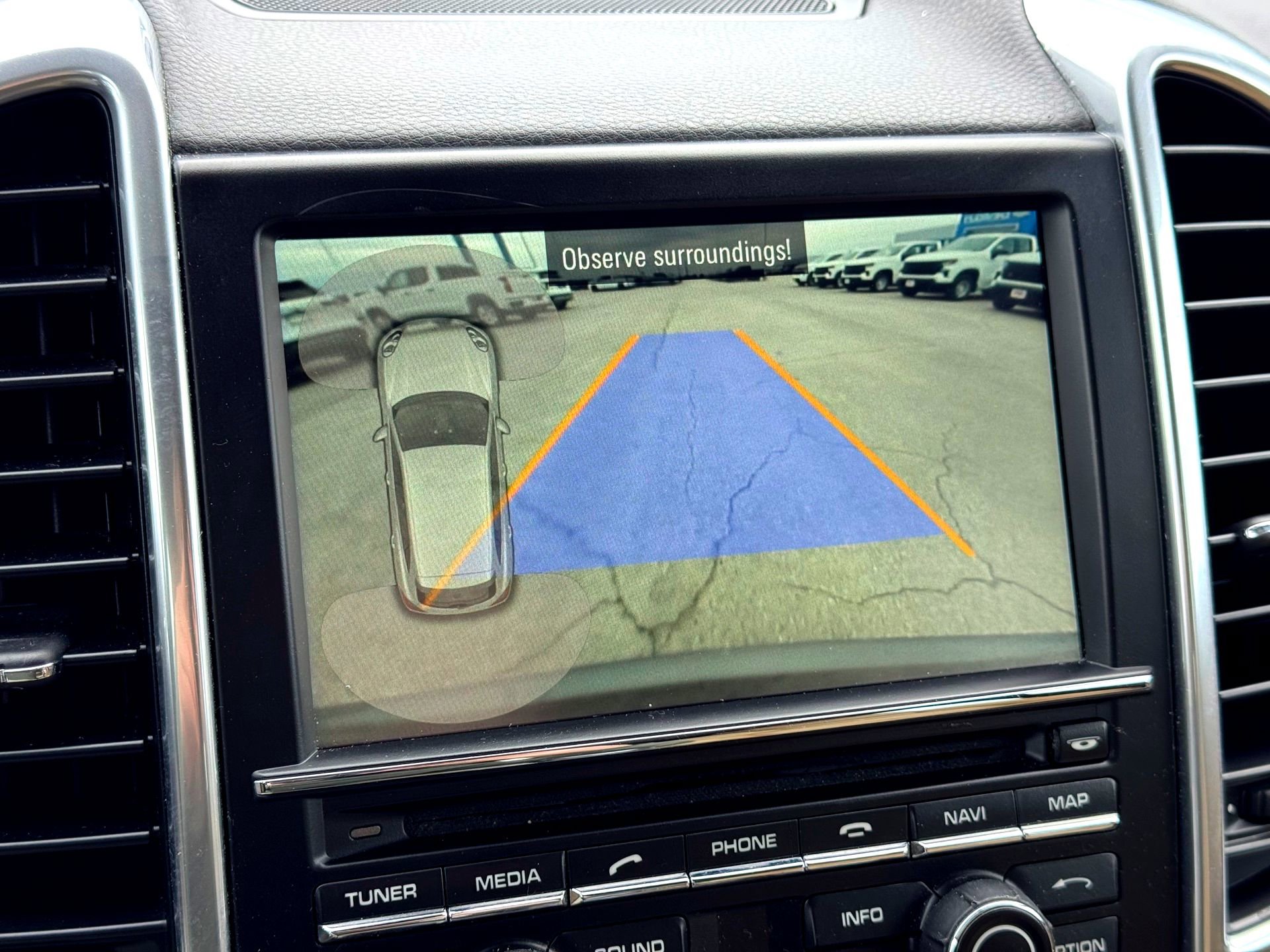 Used 2015 Porsche Cayenne S image 32