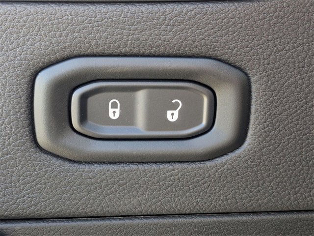 New 2026 Jeep Wrangler Sahara image 12