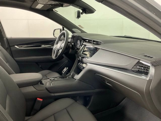 Certified 2025 Cadillac XT5 Premium Luxury w/ Technology Package AWD/4WD image 27