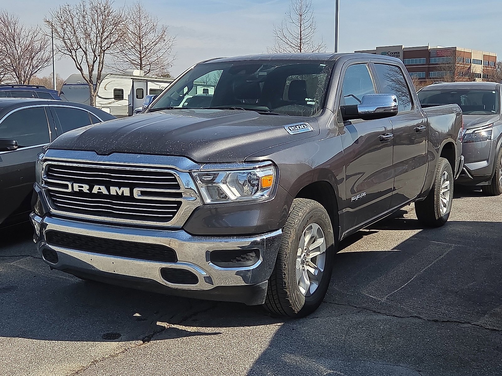 Used 2024 RAM 1500 Laramie image 2