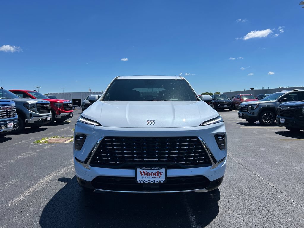 New 2026 Buick Enclave Avenir w/ Super Cruise Package AWD/4WD image 4