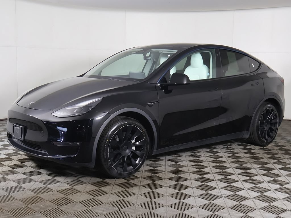 Used 2023 Tesla Model Y Long Range AWD/4WD image 9