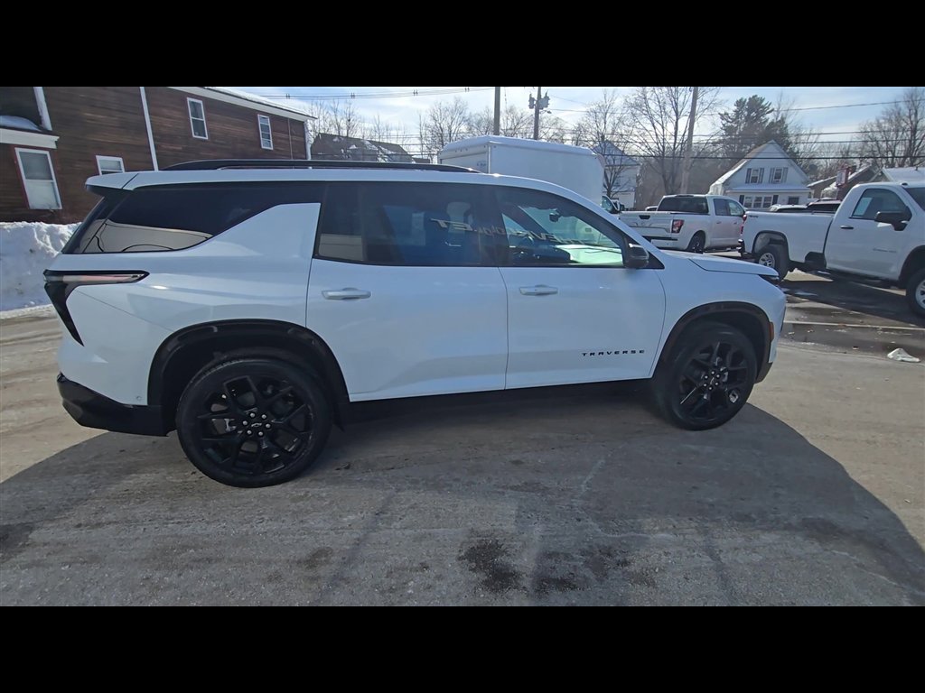 New 2026 Chevrolet Traverse RS image 9