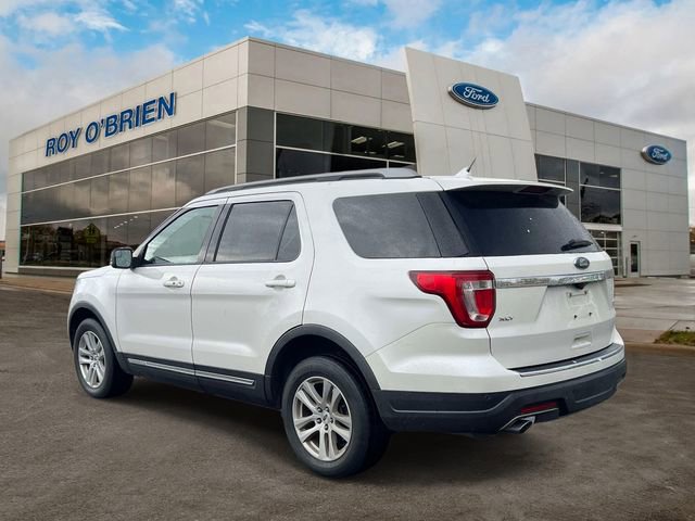 Certified 2018 Ford Explorer XLT w/ Equipment Group 202A AWD/4WD image 3