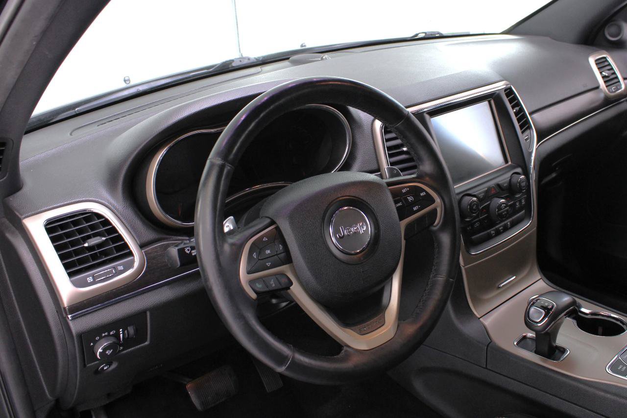 Used 2014 Jeep Grand Cherokee Limited AWD/4WD image 31