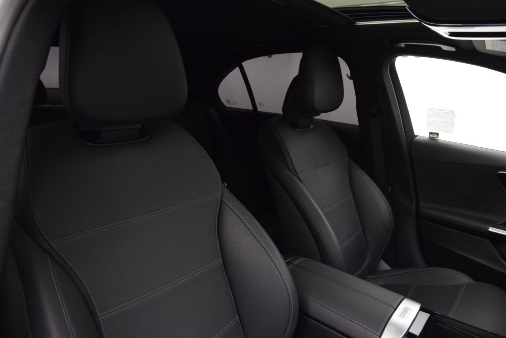 Certified 2024 Mercedes-Benz C 300 Sedan image 17