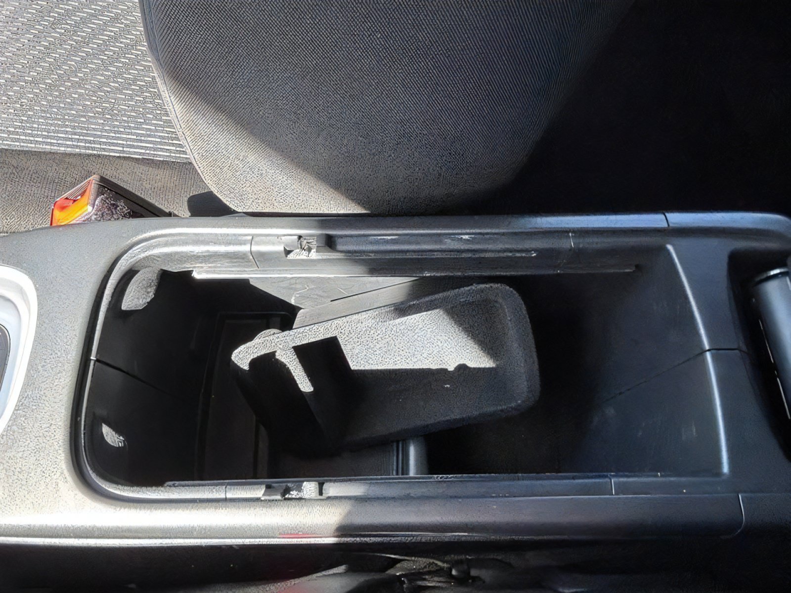 Used 2020 Dodge Journey SE FWD image 18