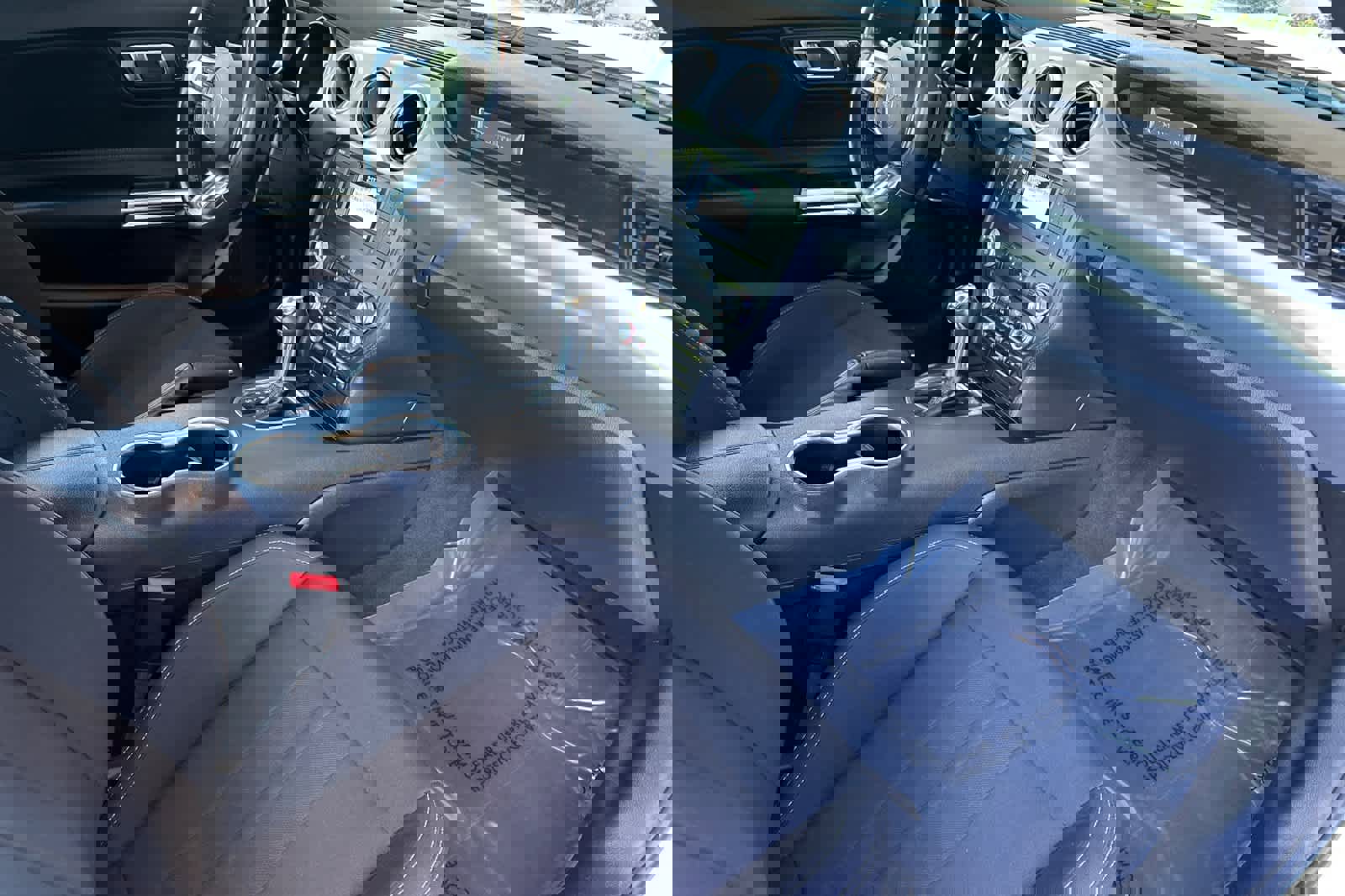 Used 2022 Ford Mustang GT w/ Black Accent Package RWD image 13