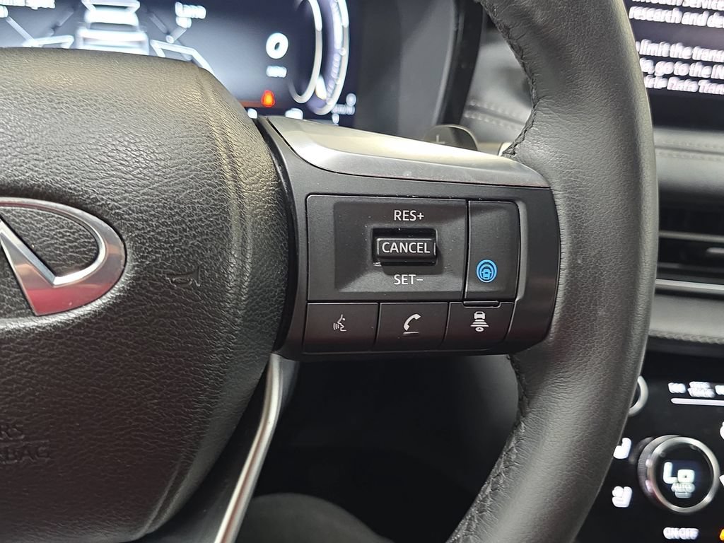 Used 2023 INFINITI QX60 Luxe w/ Cargo Package AWD/4WD image 17