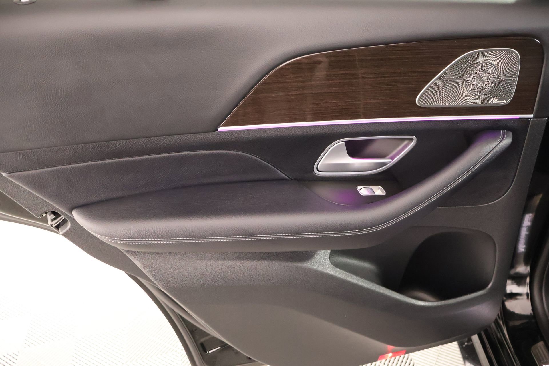 Used 2024 Mercedes-Benz GLE 450 4MATIC image 18