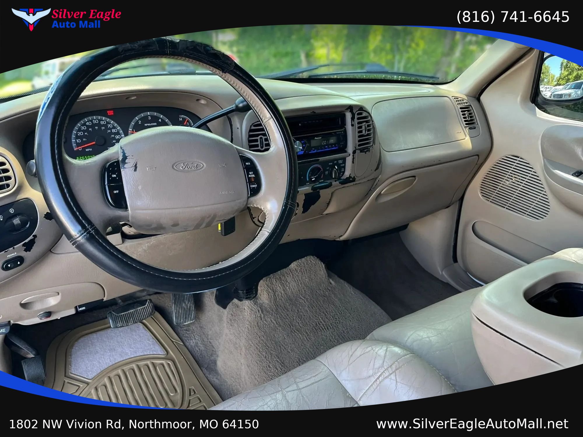 Used 2001 Ford F150 Lariat AWD/4WD image 9