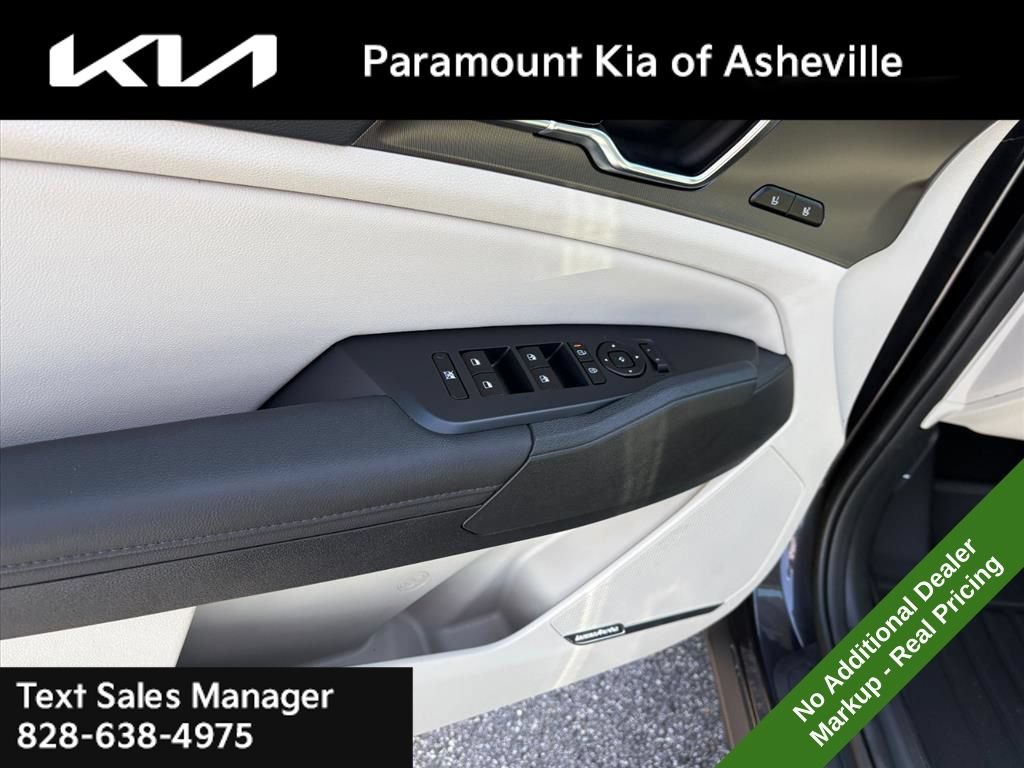 New 2026 Kia Sportage SX AWD/4WD image 25