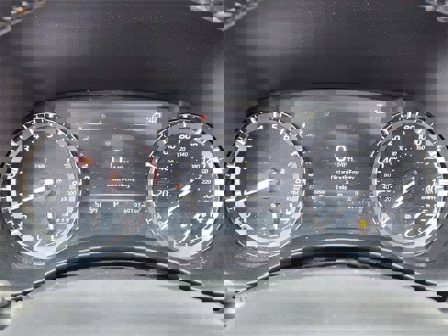 Used 2020 Toyota Highlander XLE image 17