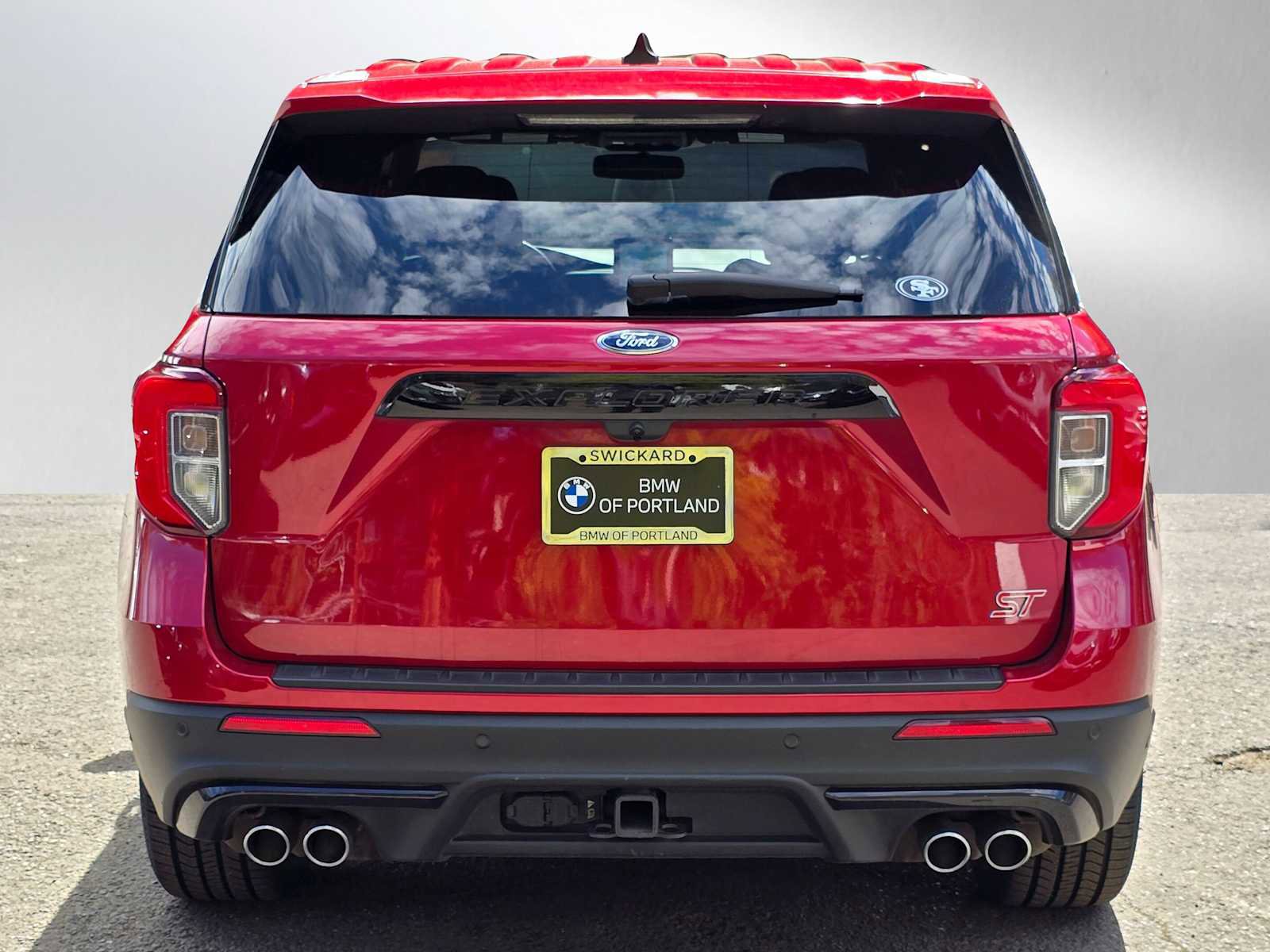 Used 2022 Ford Explorer ST w/ Equipment Group 401A image 4