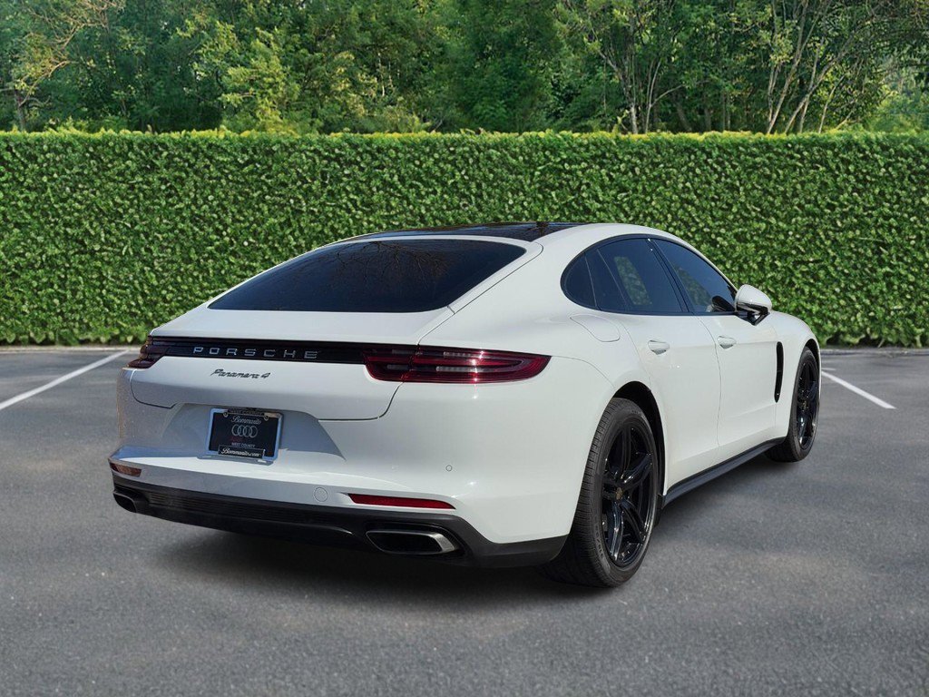Used 2019 Porsche Panamera 4 image 3