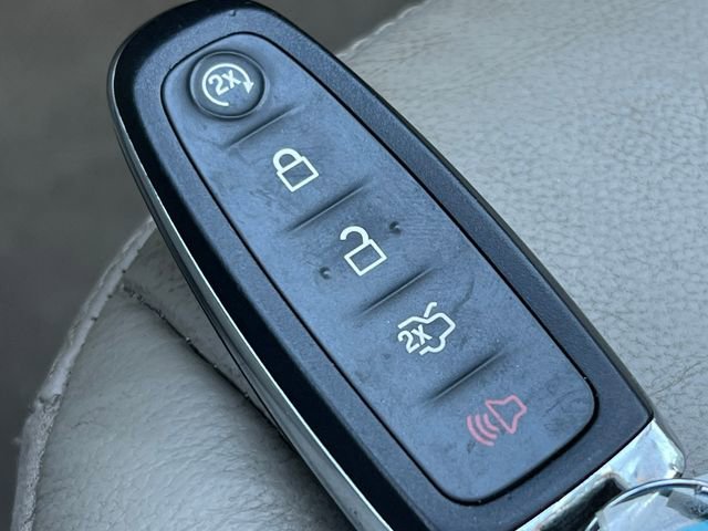 Used 2016 Ford Escape Titanium image 27