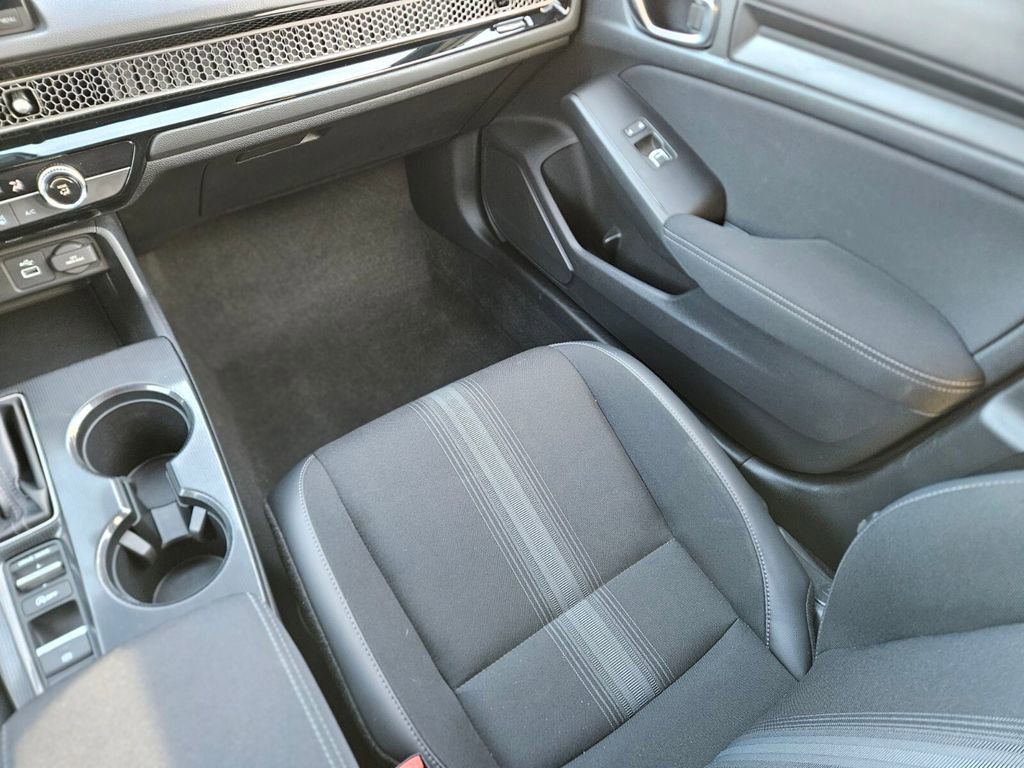 Used 2024 Honda Civic Sport image 12