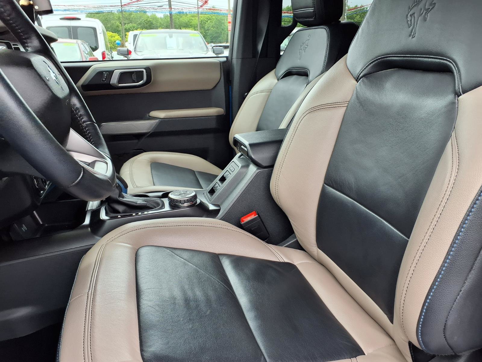 Used 2022 Ford Bronco Wildtrak AWD/4WD image 3